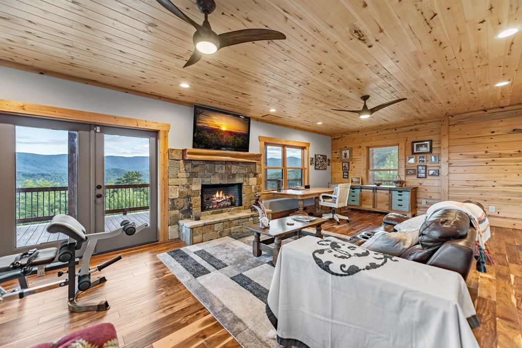 400 Cloudland Trace