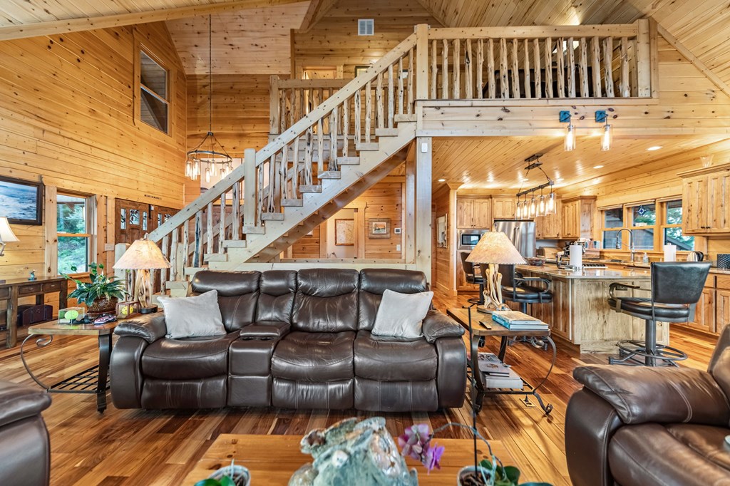400 Cloudland Trace