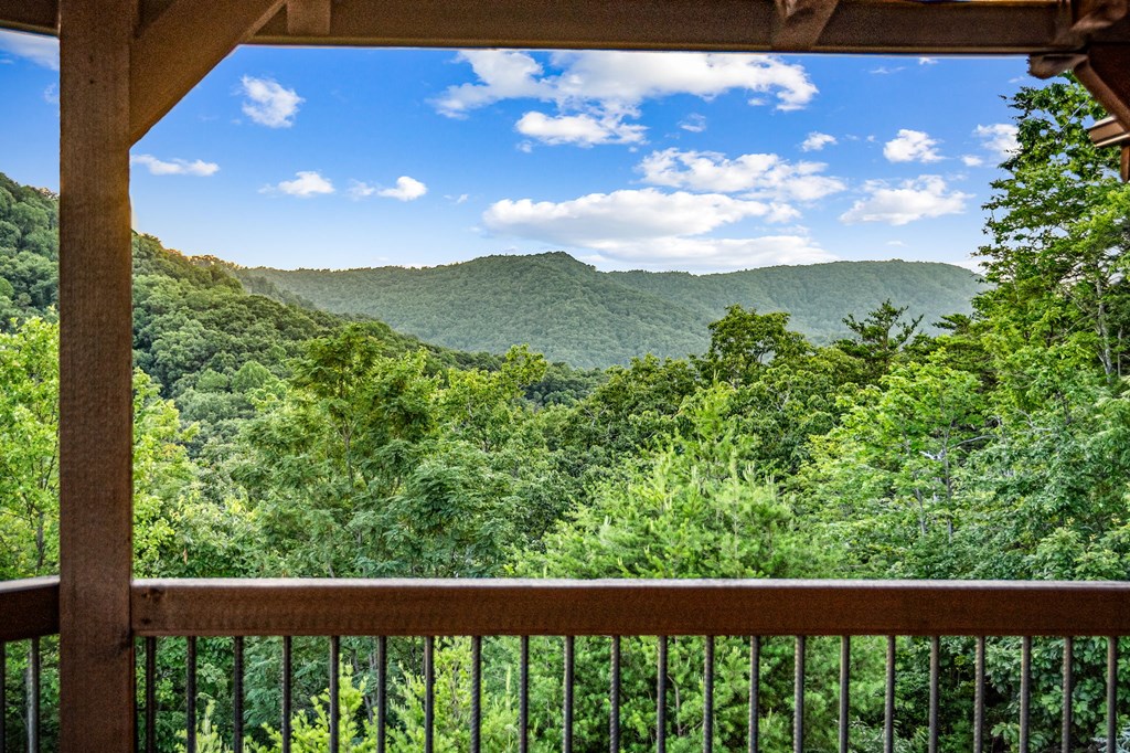 400 Cloudland Trace