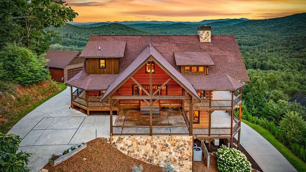400 Cloudland Trace