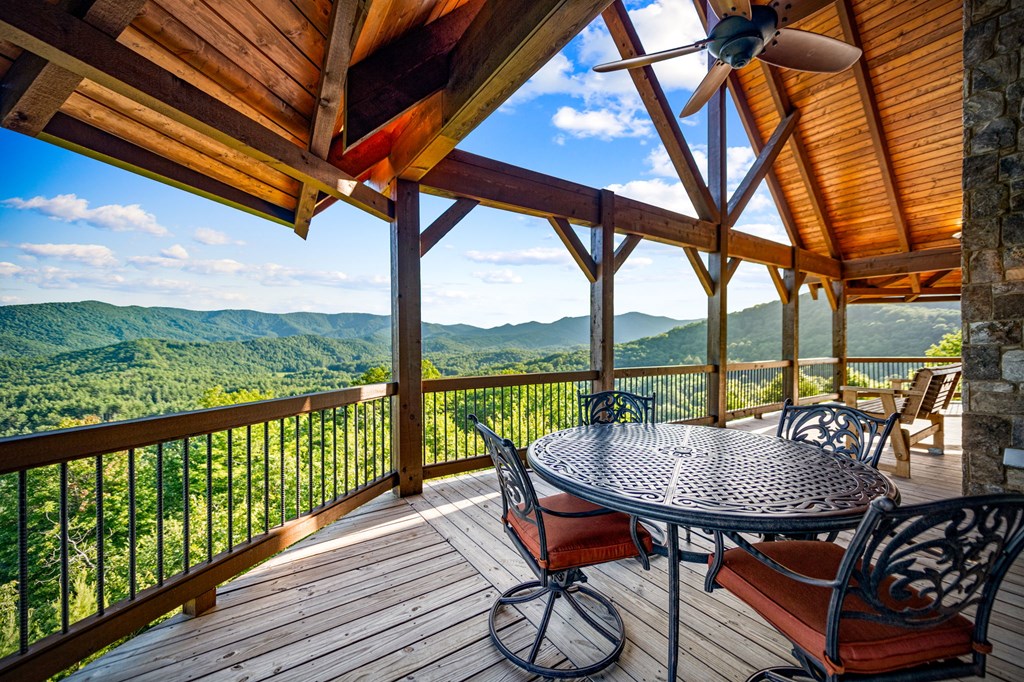 400 Cloudland Trace