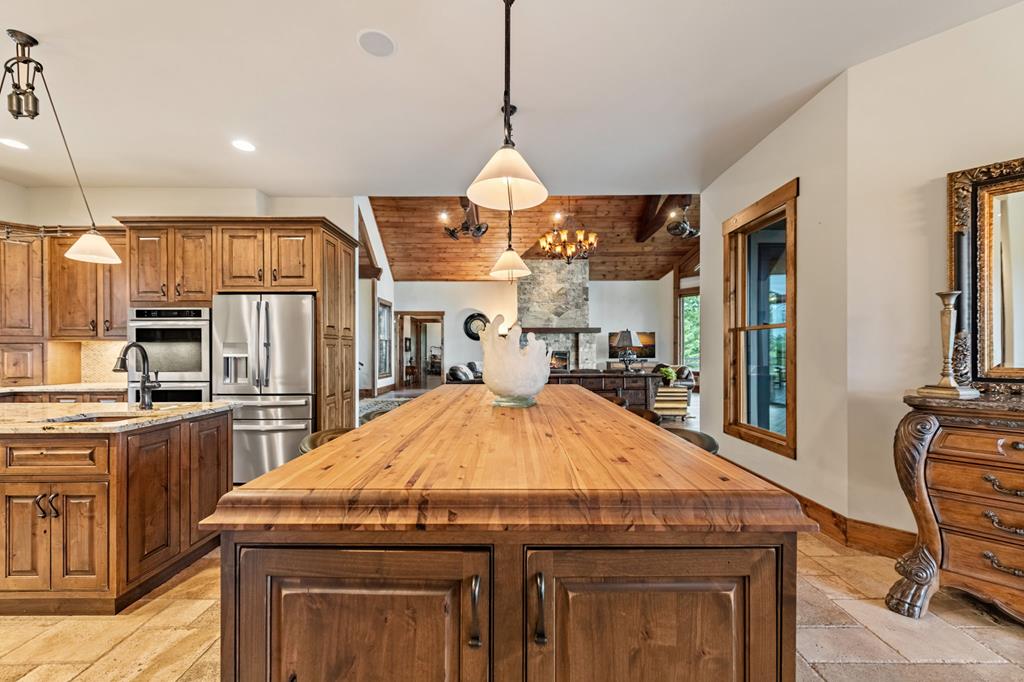 289 Chickadee Drive