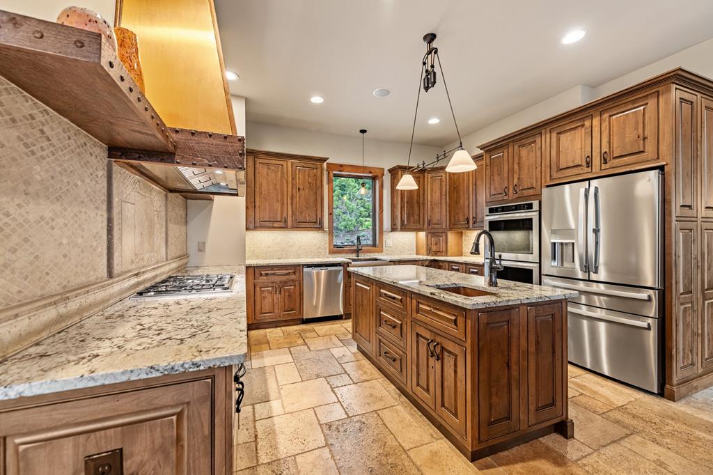 289 Chickadee Drive