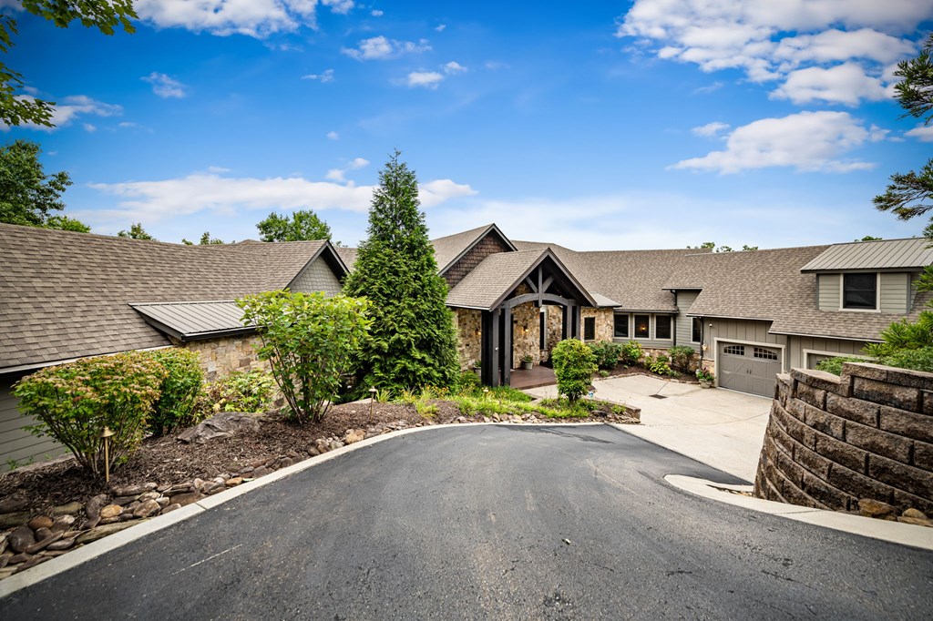 289 Chickadee Drive