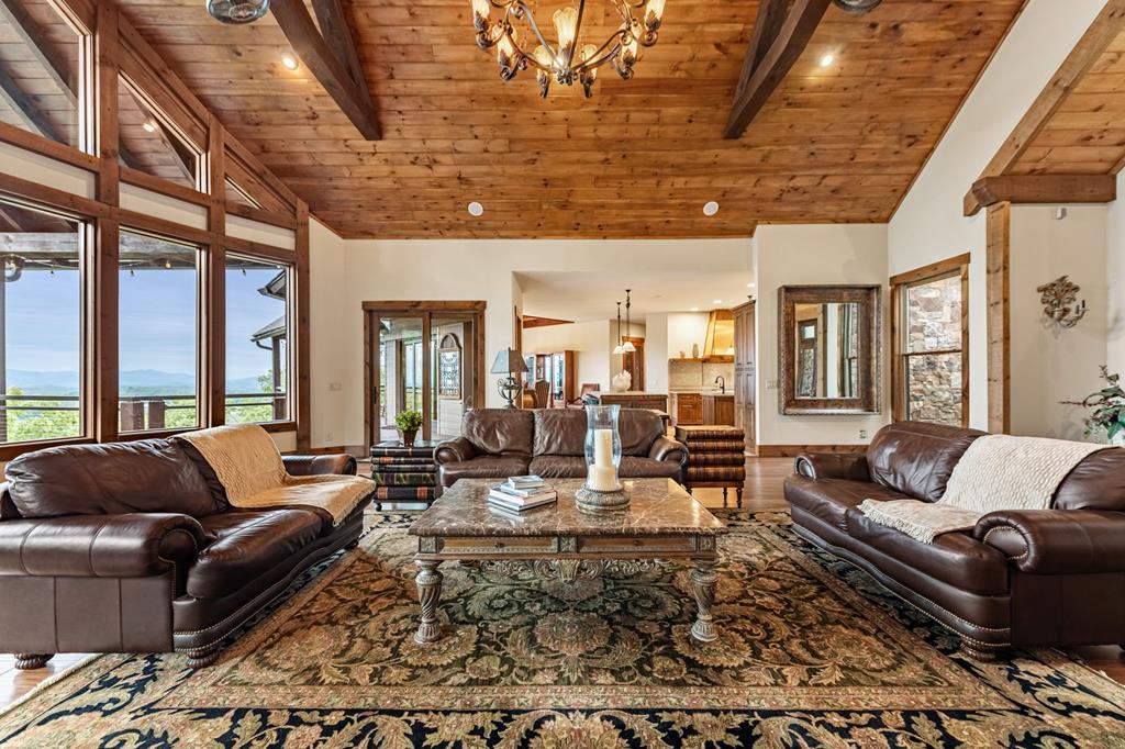 289 Chickadee Drive