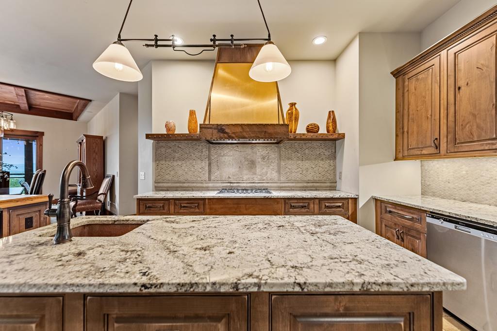 289 Chickadee Drive