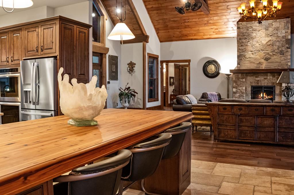 289 Chickadee Drive