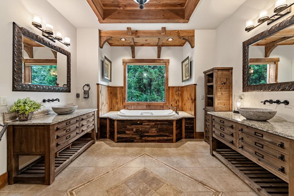 289 Chickadee Drive