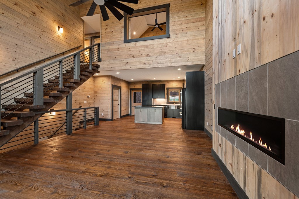 395 Pontoosuc Drive, Mineral Bluff