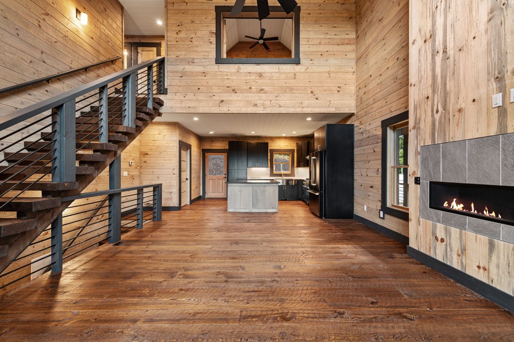 395 Pontoosuc Drive, Mineral Bluff