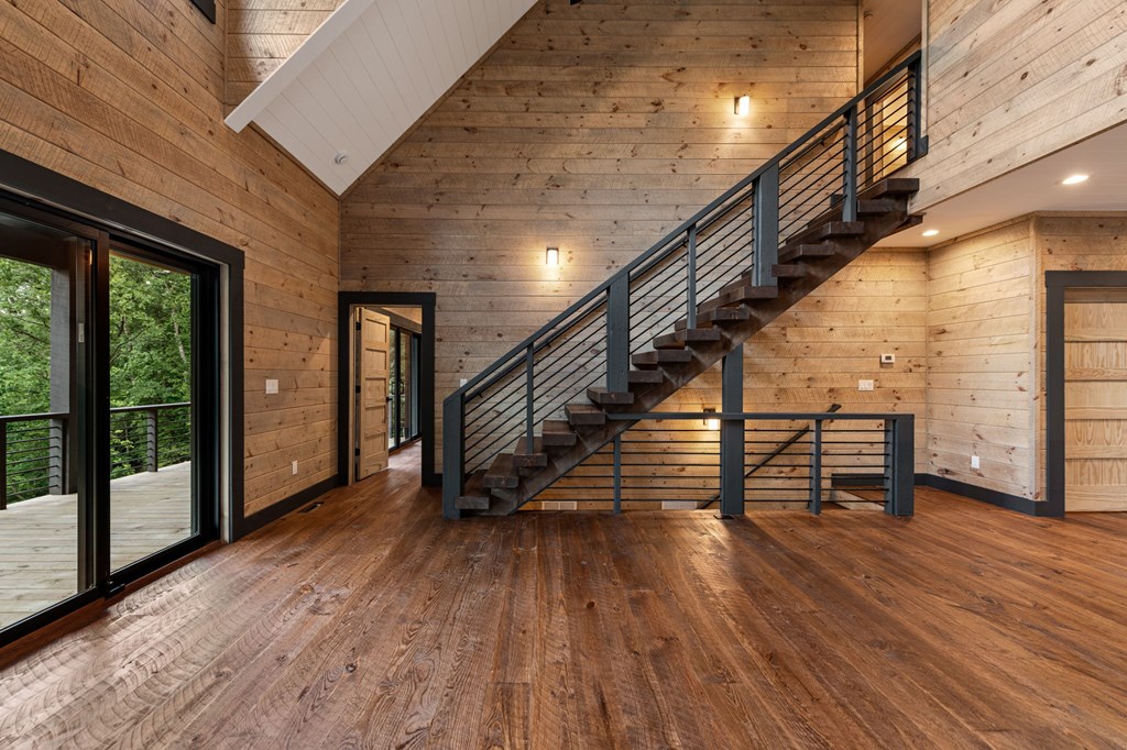 395 Pontoosuc Drive, Mineral Bluff