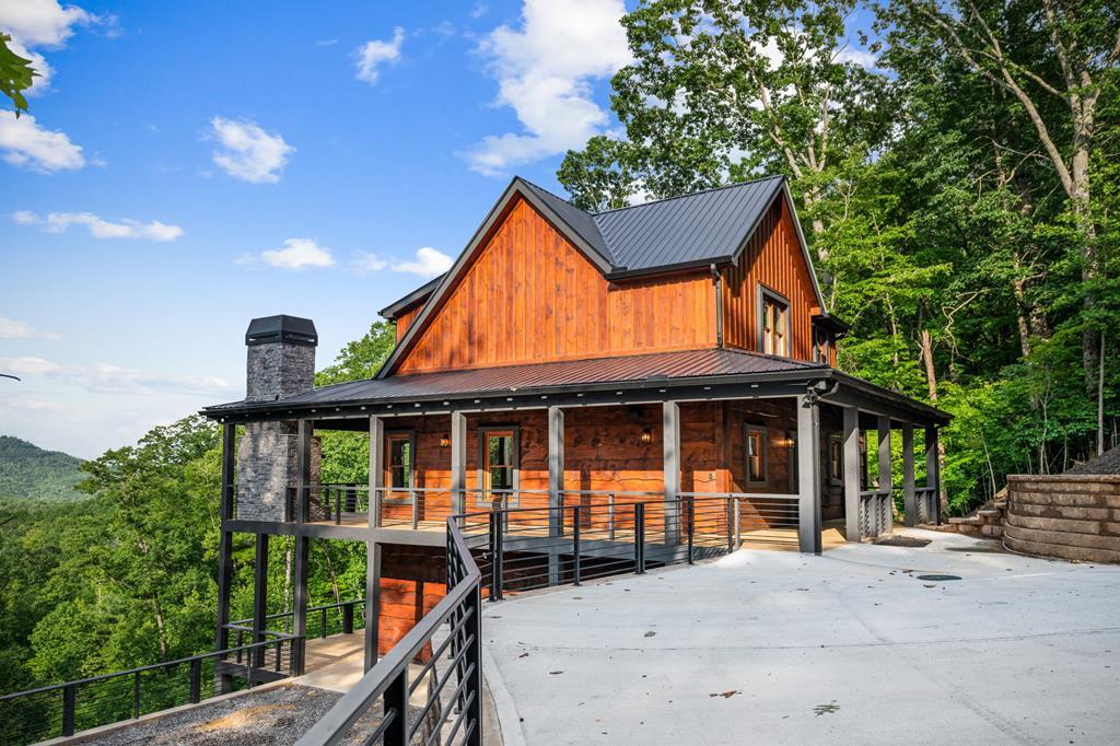 395 Pontoosuc Drive, Mineral Bluff