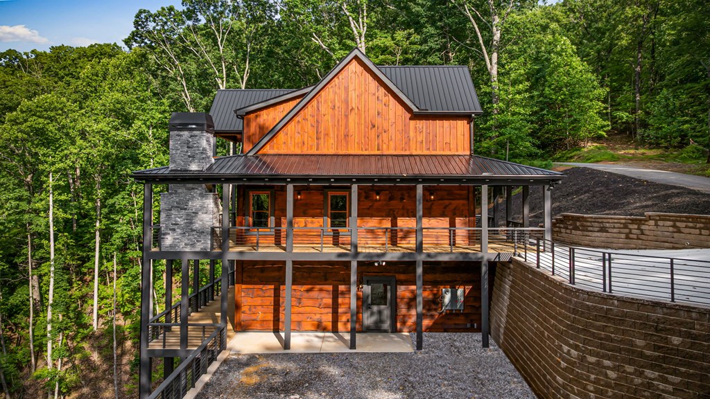 395 Pontoosuc Drive, Mineral Bluff