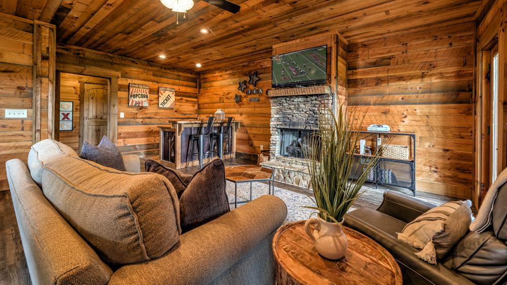 300 Cloudland Trace, Epworth