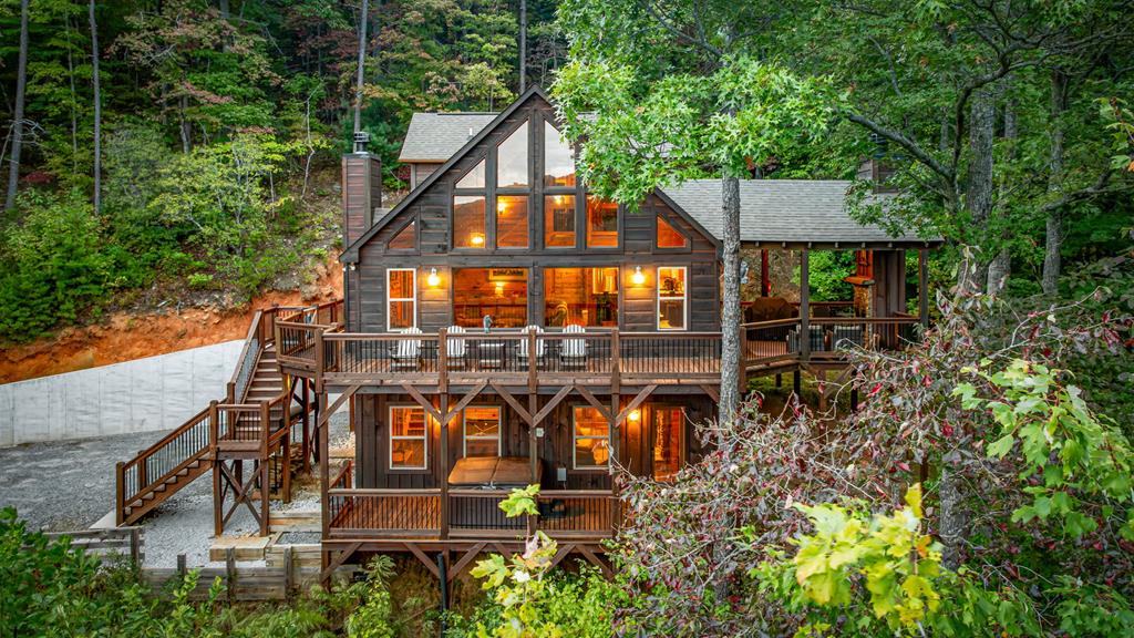 300 Cloudland Trace, Epworth