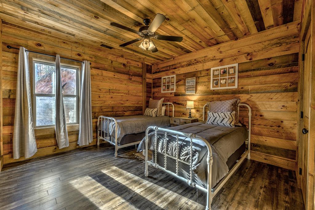 300 Cloudland Trace, Epworth