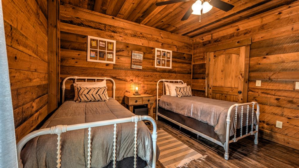 300 Cloudland Trace, Epworth