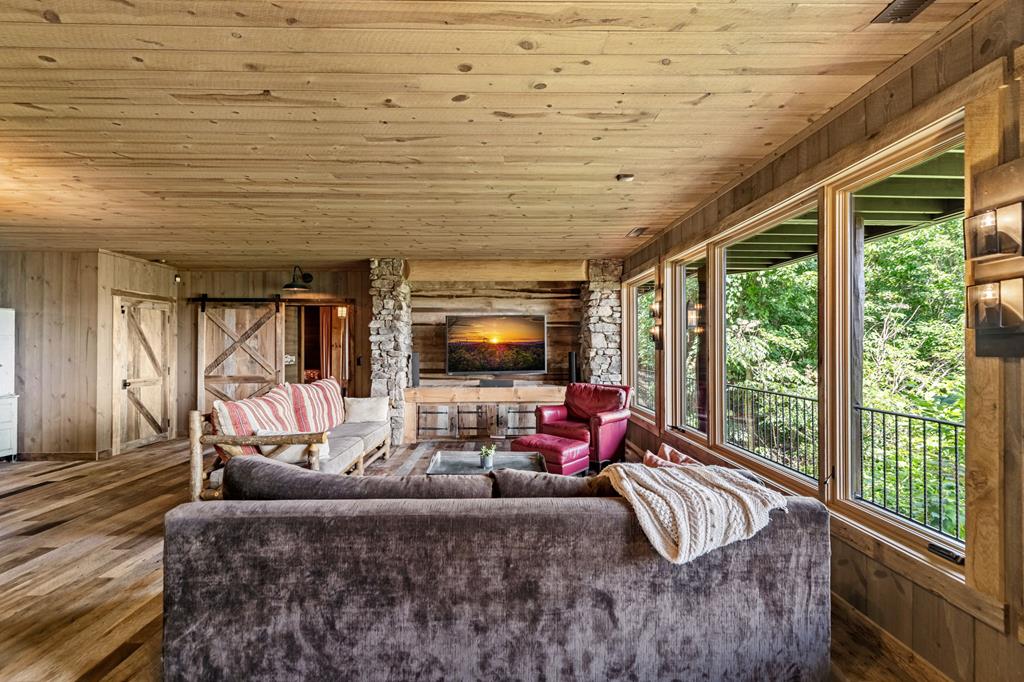 463 Big Sky Trail, Epworth