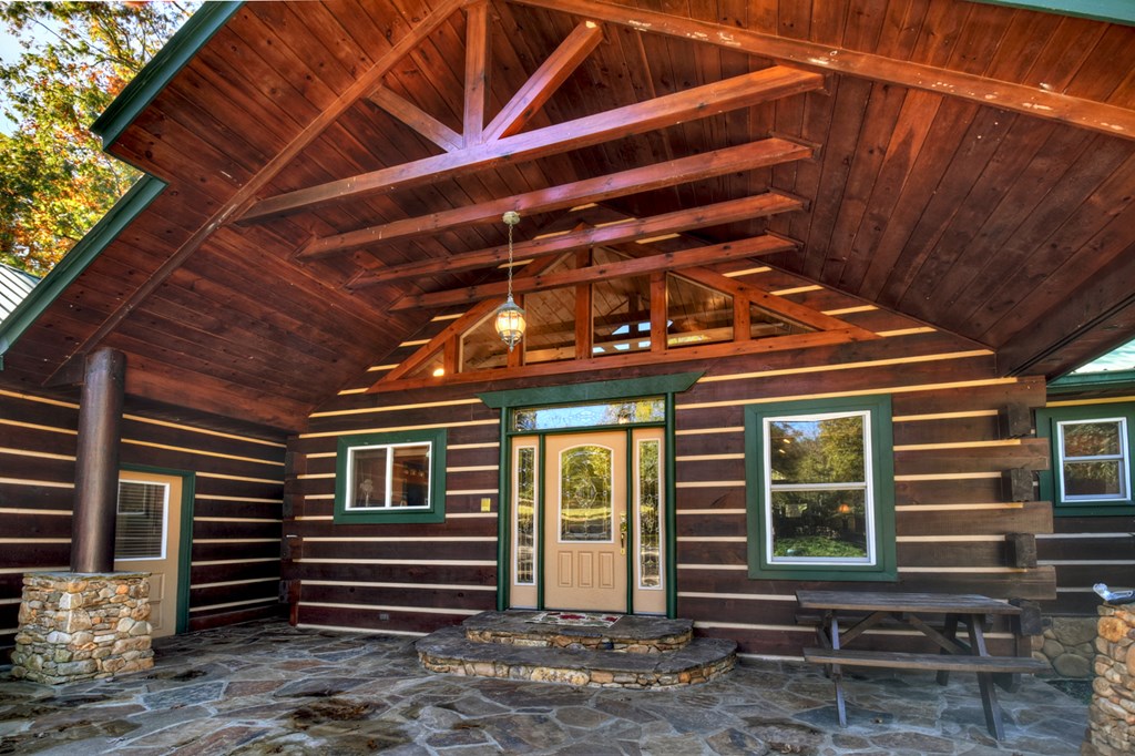 144 Chase Hollow Lane, Suches