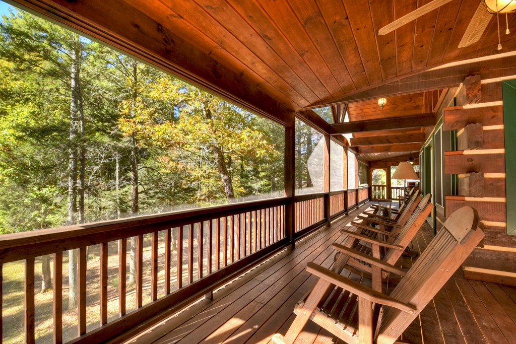 144 Chase Hollow Lane, Suches