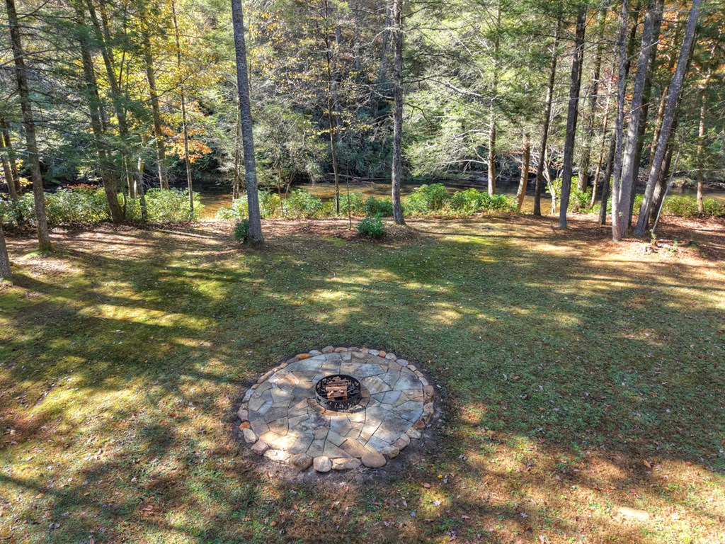 144 Chase Hollow Lane, Suches