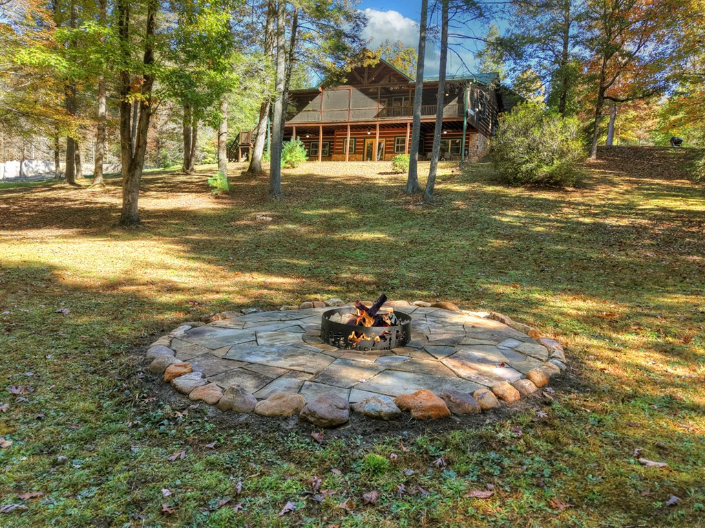 144 Chase Hollow Lane, Suches