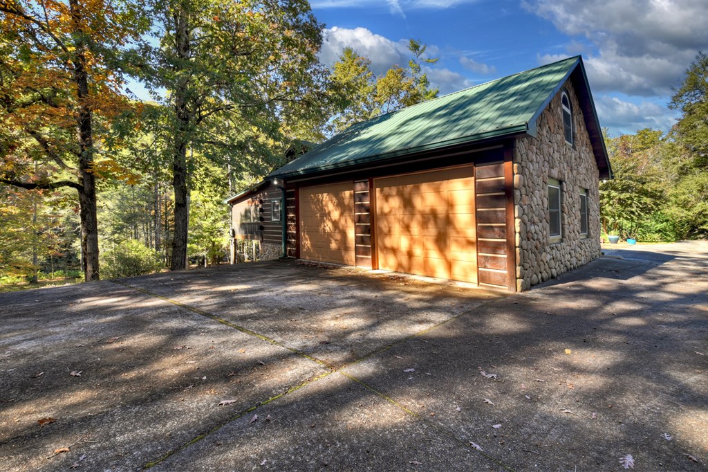 144 Chase Hollow Lane, Suches