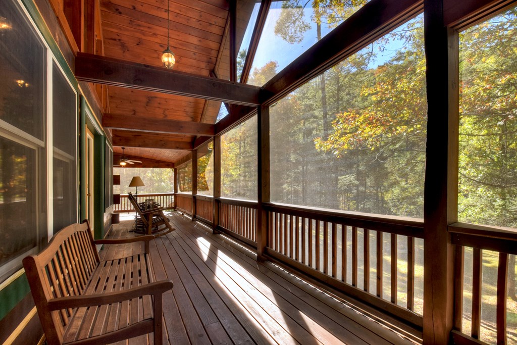 144 Chase Hollow Lane, Suches