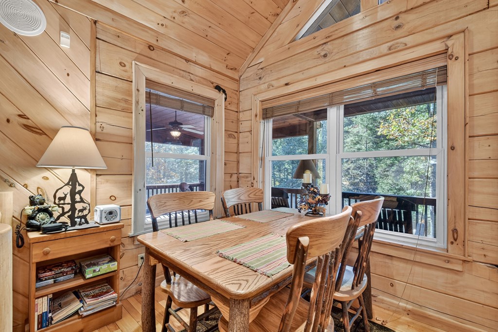 144 Chase Hollow Lane, Suches