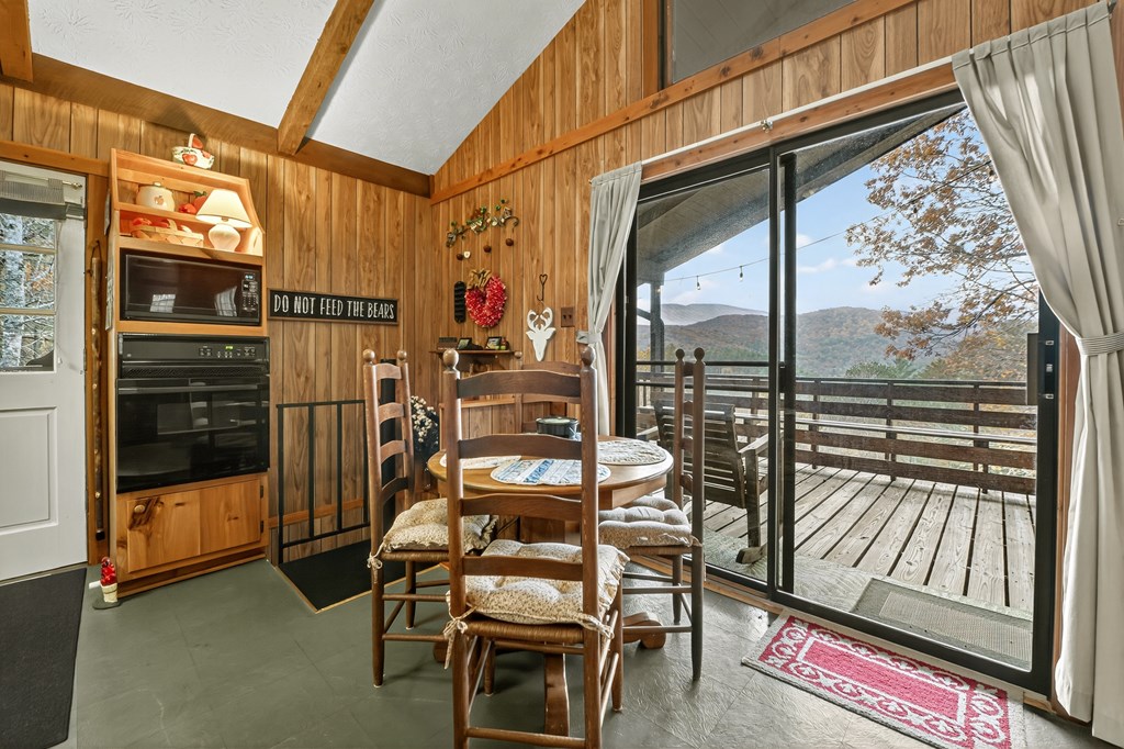 654 Stover Knob Trail