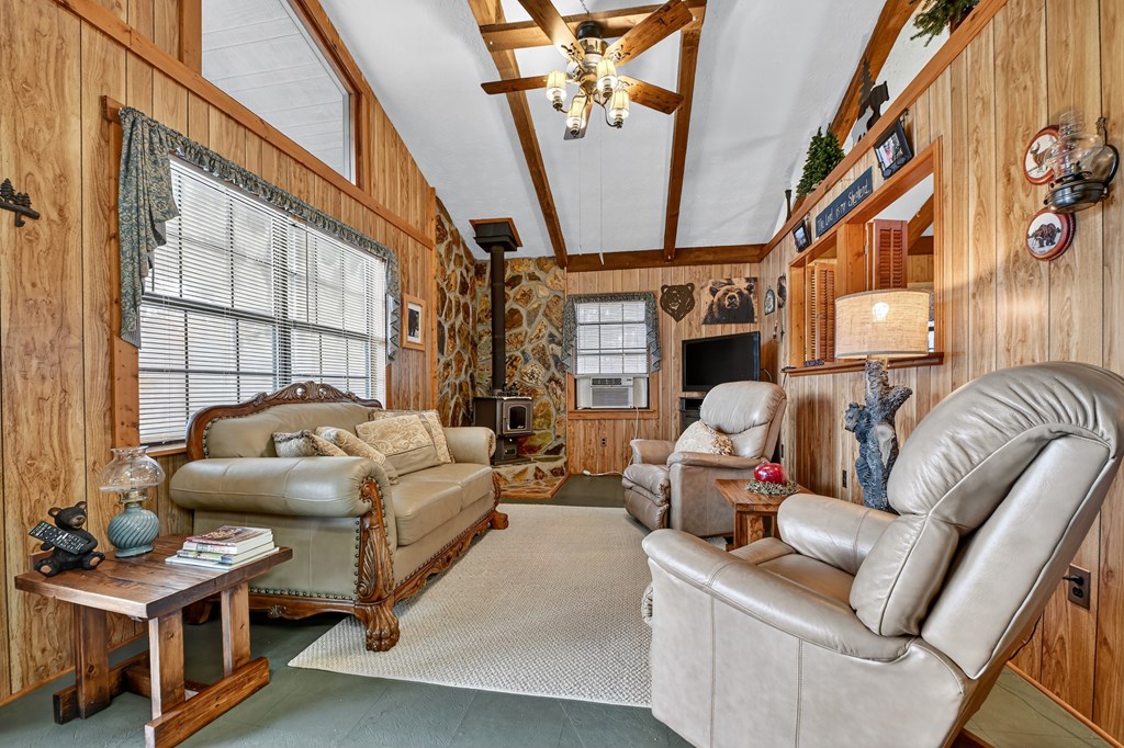 654 Stover Knob Trail