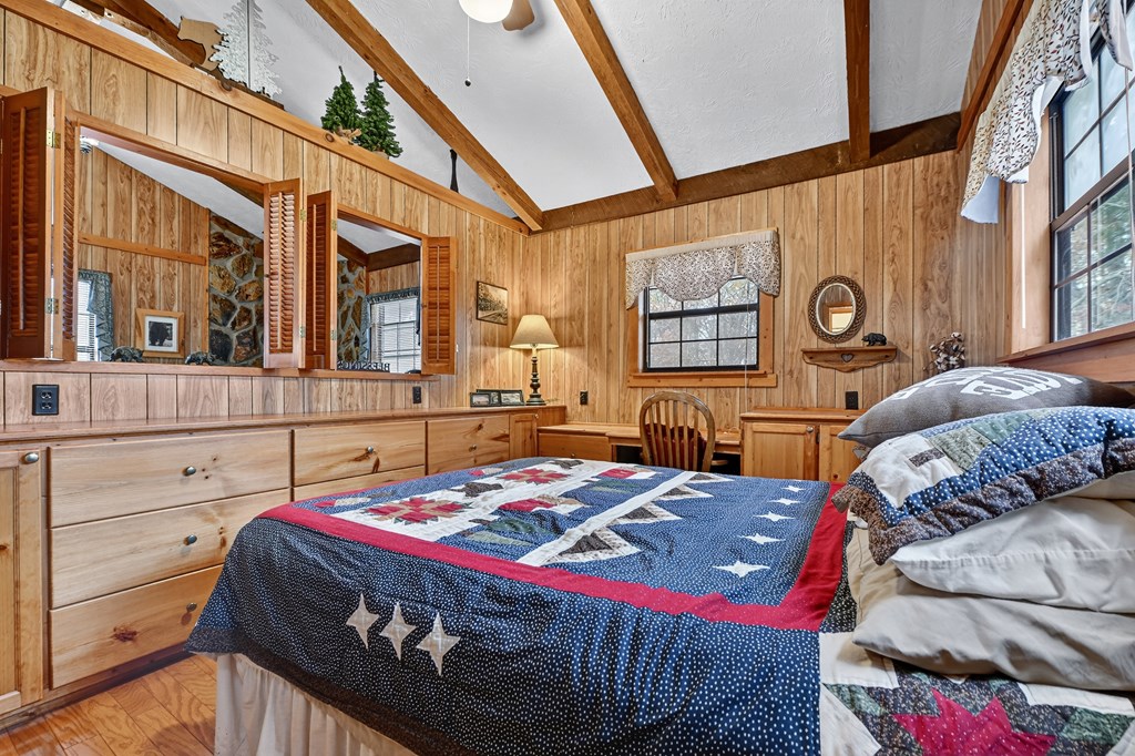 654 Stover Knob Trail