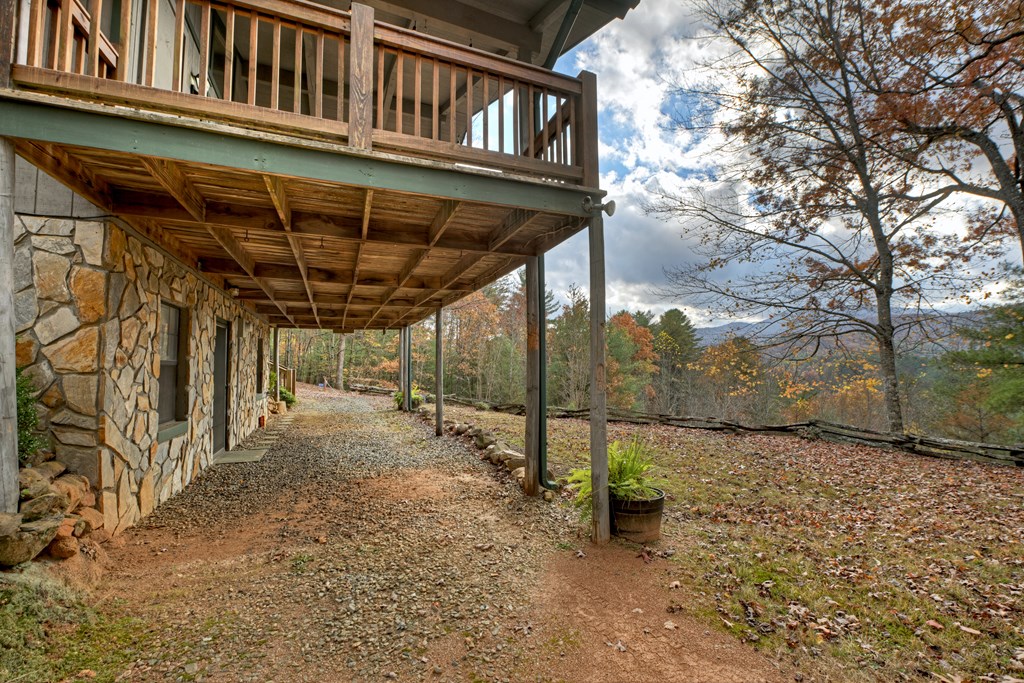 654 Stover Knob Trail