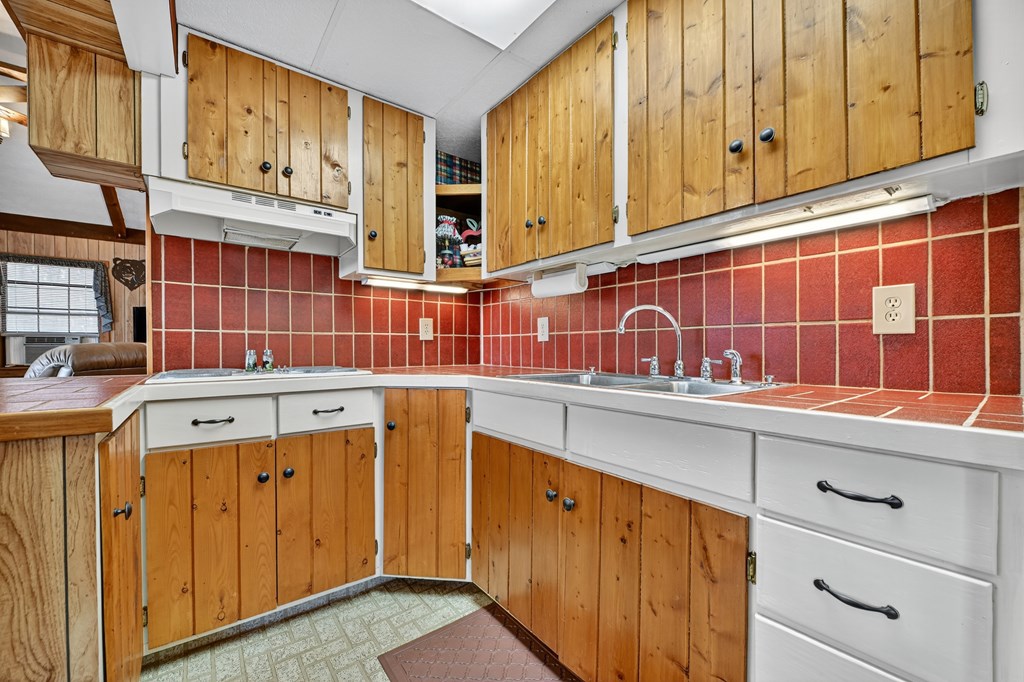 654 Stover Knob Trail