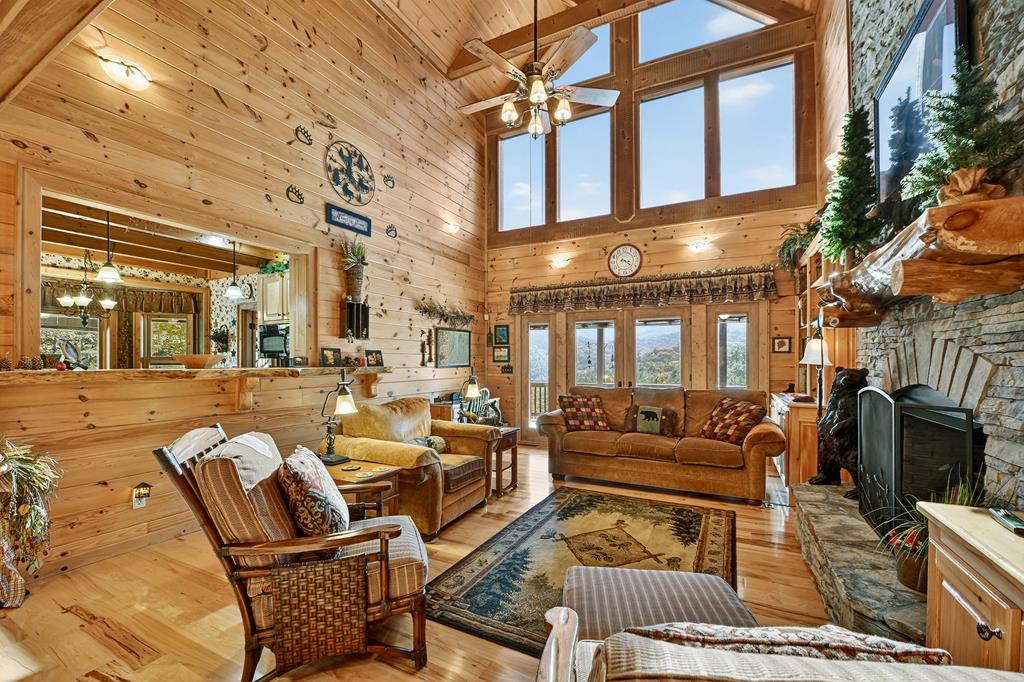 671 Stover Knob Trail