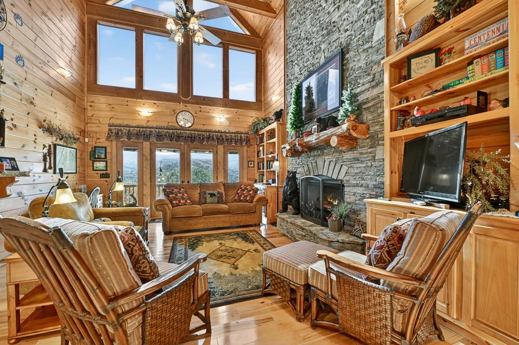 671 Stover Knob Trail