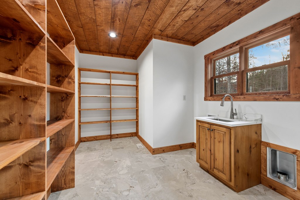 290 Weaver Creek Overlook