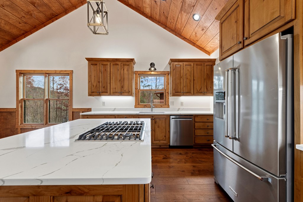 290 Weaver Creek Overlook