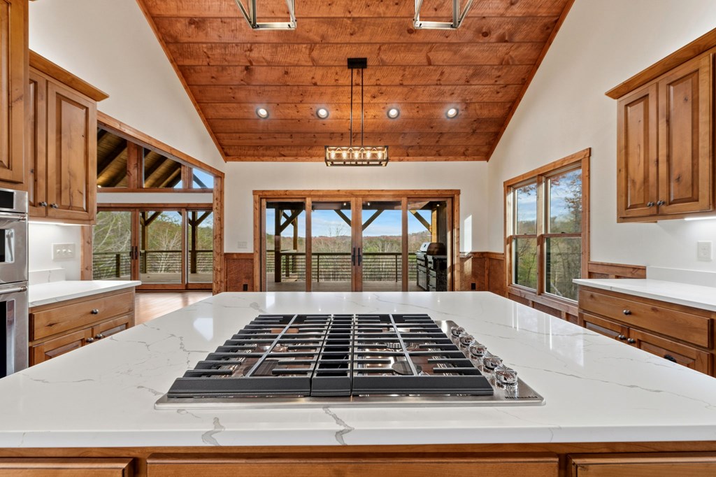 290 Weaver Creek Overlook