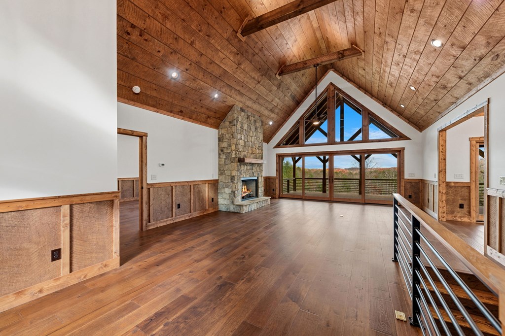290 Weaver Creek Overlook