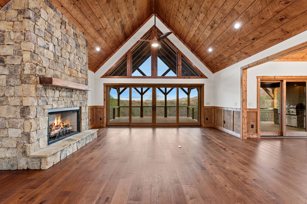 290 Weaver Creek Overlook