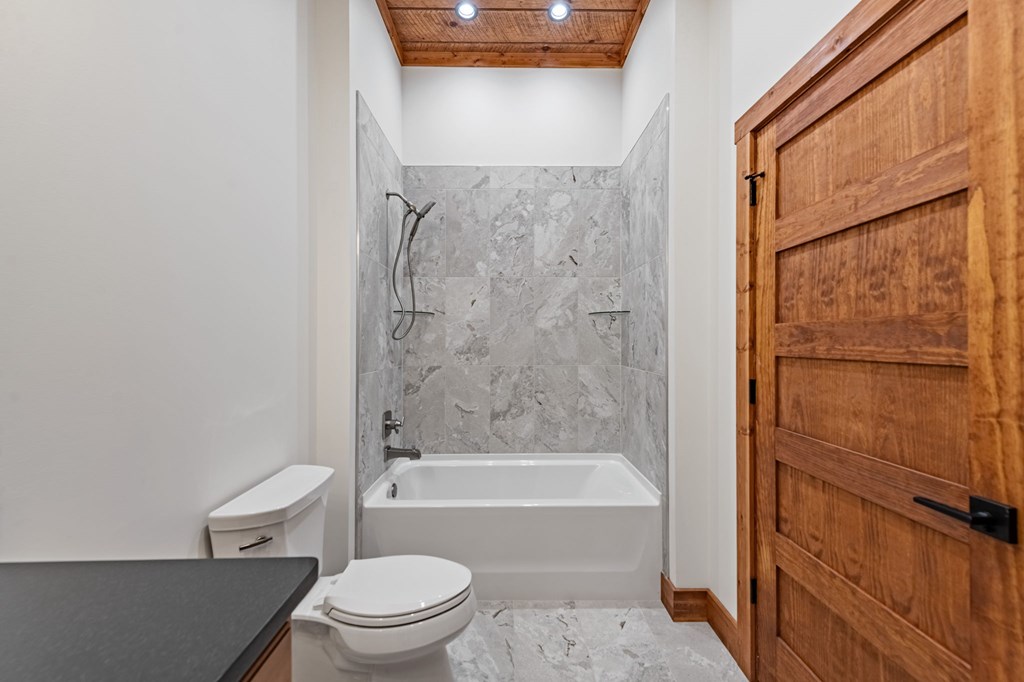 290 Weaver Creek Overlook