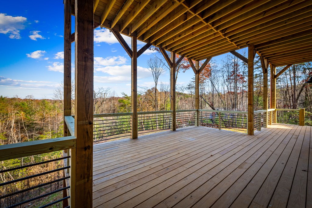 290 Weaver Creek Overlook