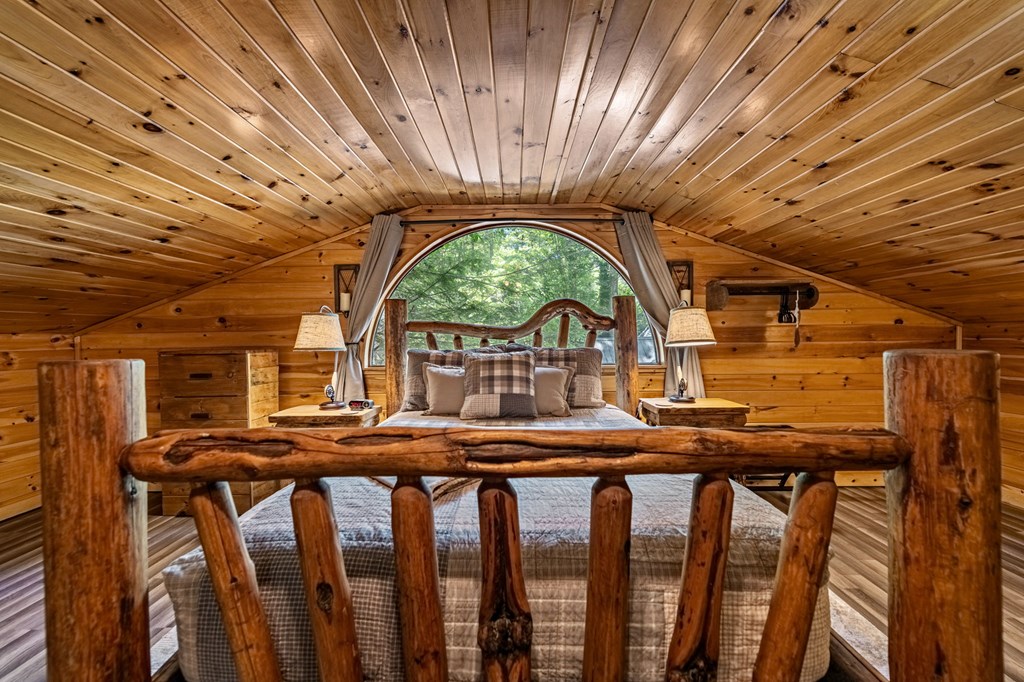 77 Old Covered Bridge Road