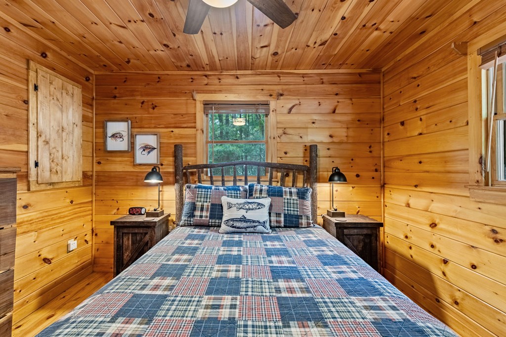 77 Old Covered Bridge Road