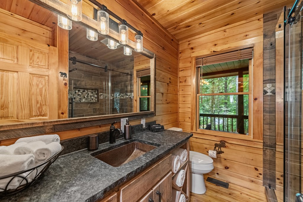 77 Old Covered Bridge Road