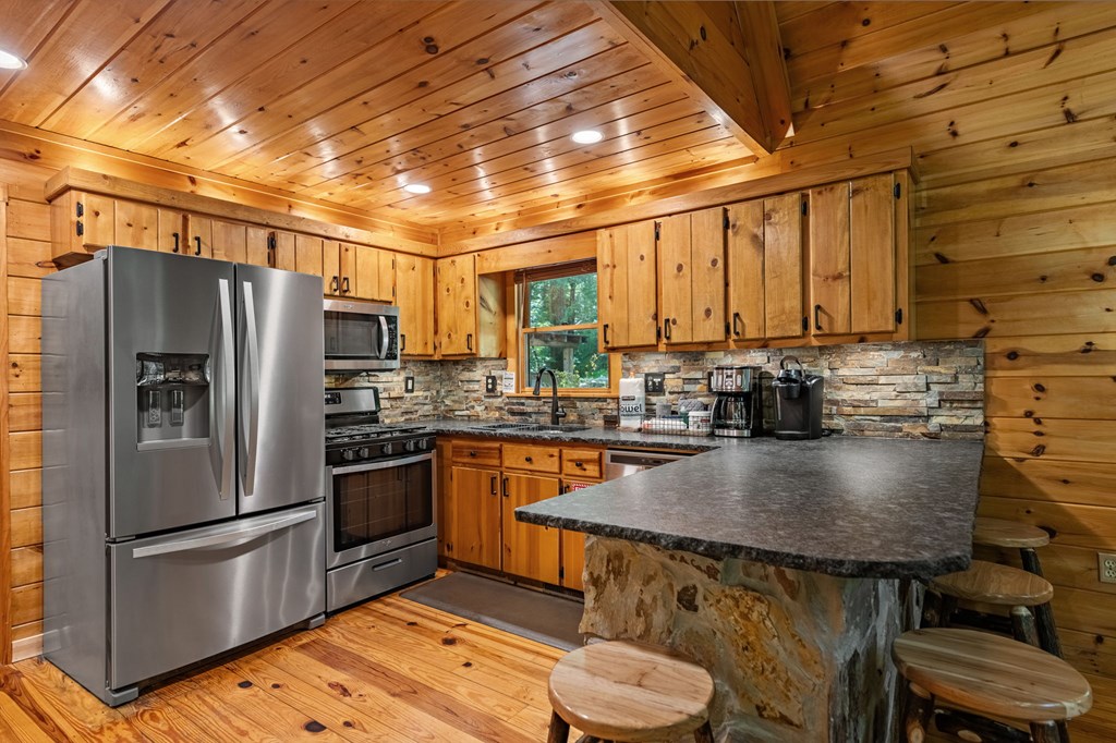 77 Old Covered Bridge Road