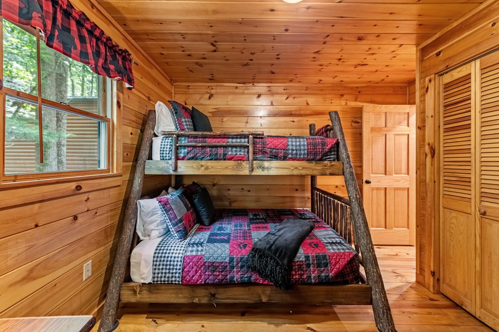 77 Old Covered Bridge Road