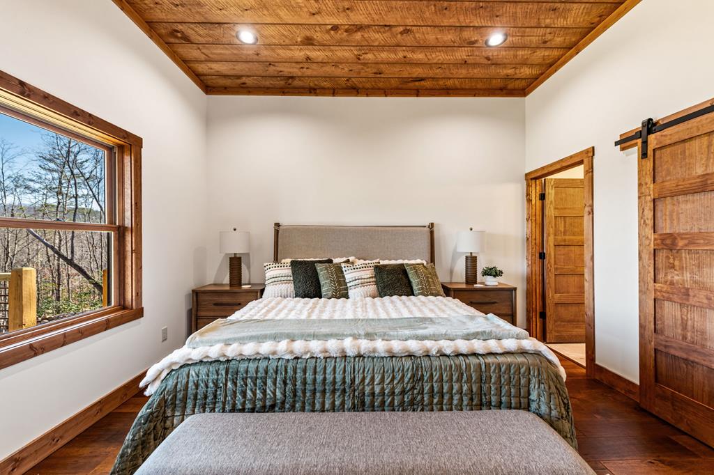 290 Weaver Creek Overlook