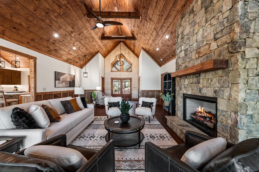 290 Weaver Creek Overlook